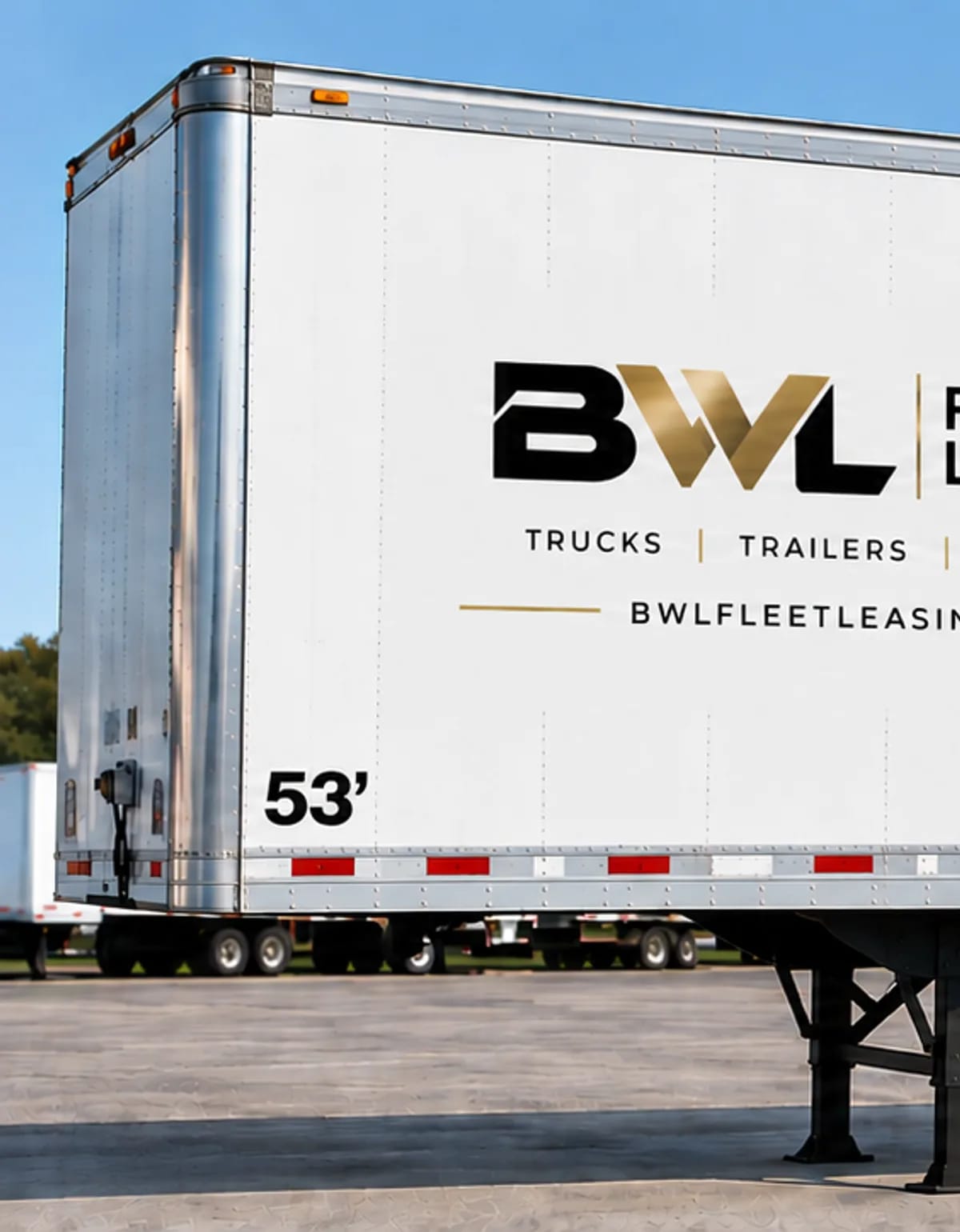 Front corner of a BWL Fleet Leasing 53-foot dry van trailer